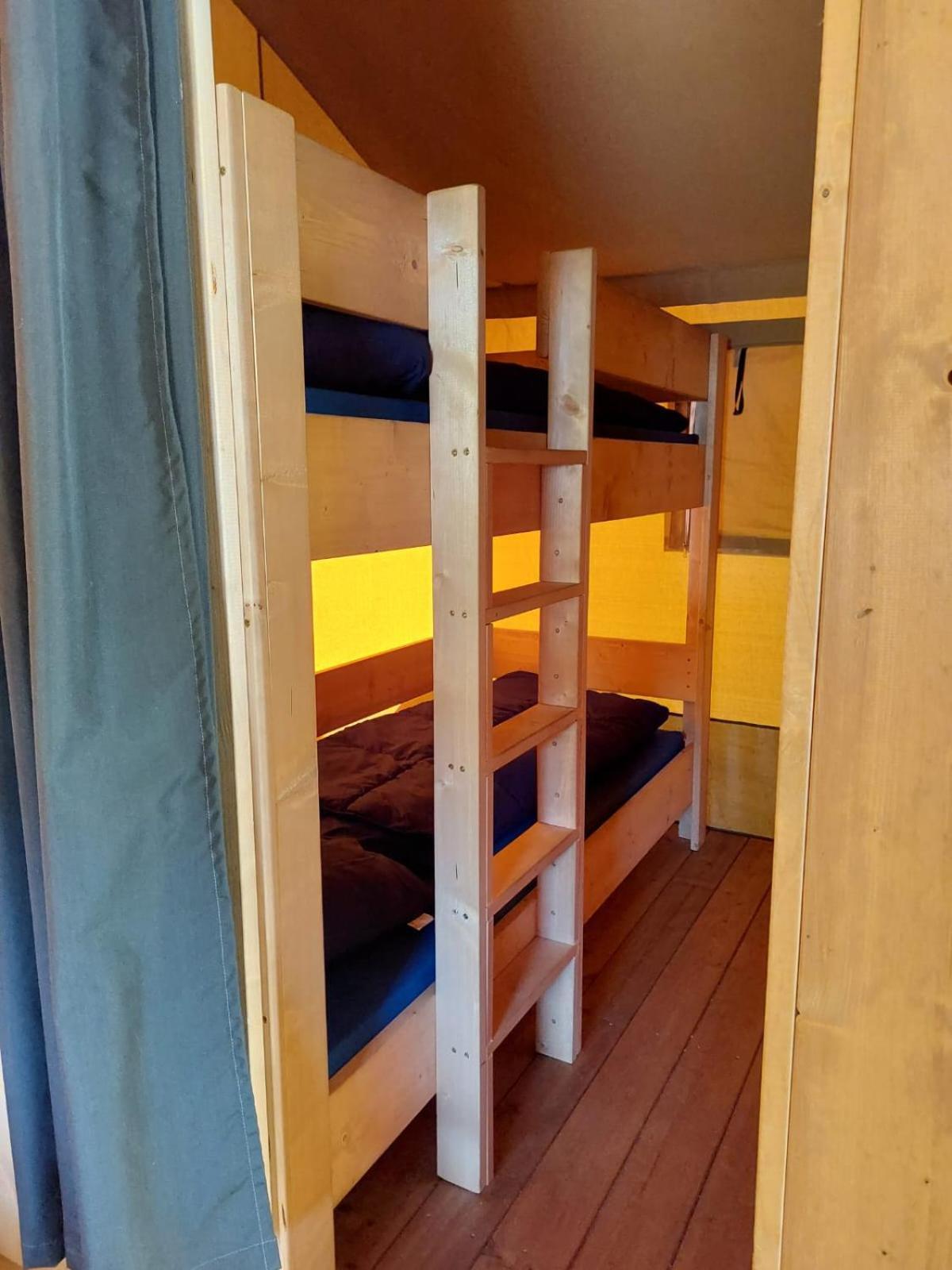 Camping Drei Spatzen Utscheid Ruang foto